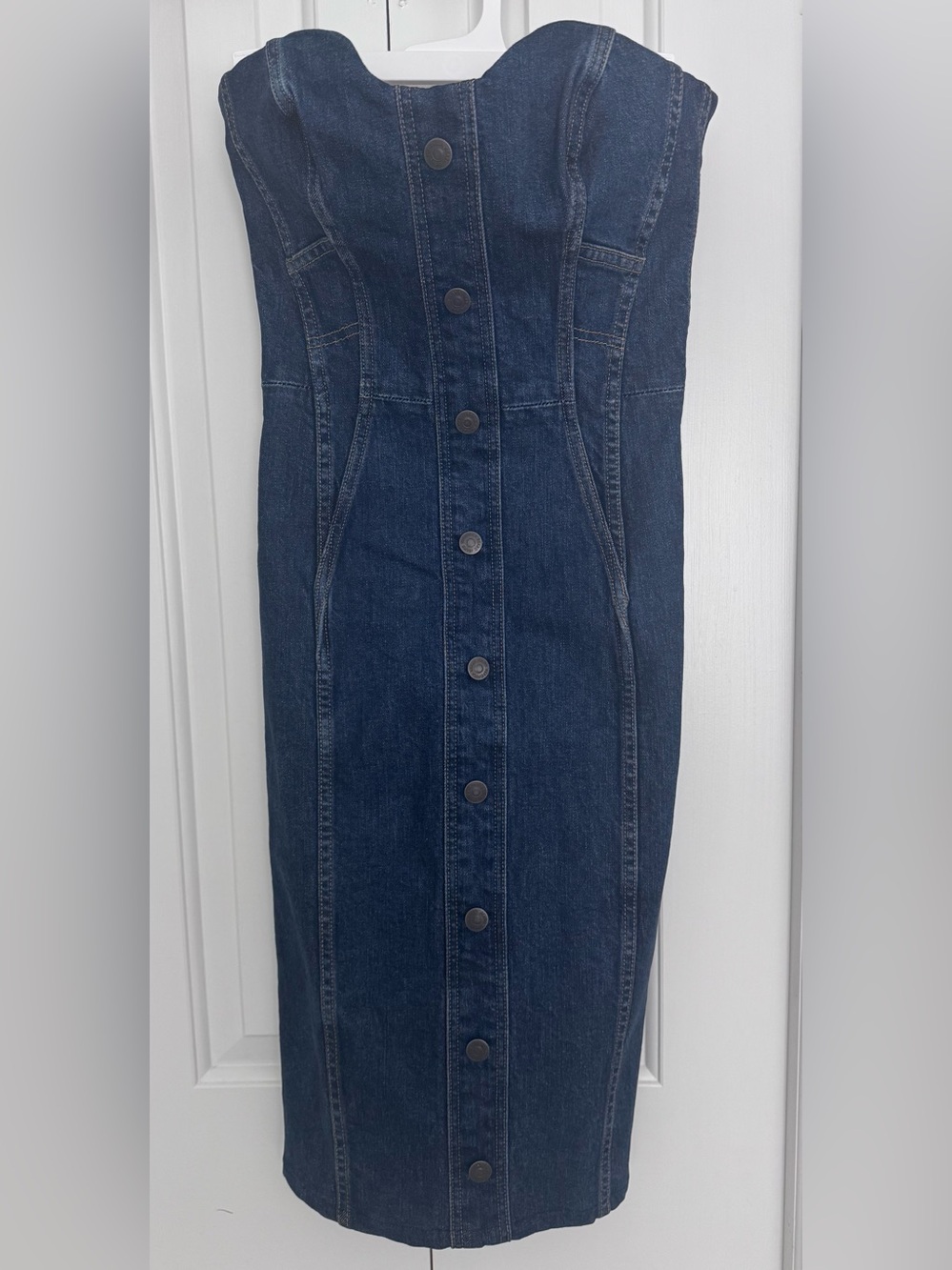 Veronica Beard Blue and Black Jeans Label Detail